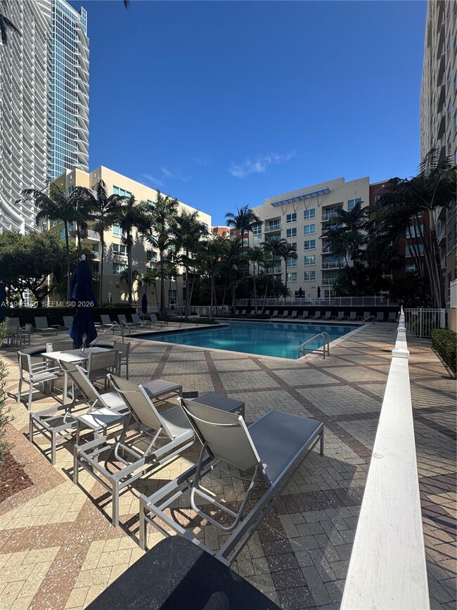 Building Photo - 2001 S Biscayne Blvd