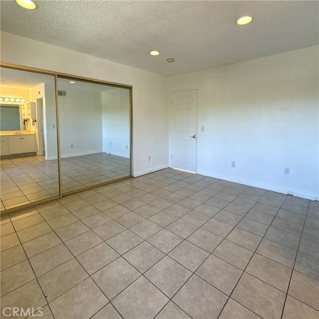 Building Photo - 10235 Lurline Ave