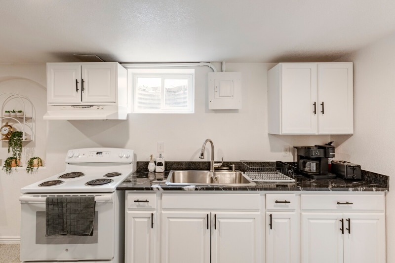 Building Photo - 6129 Wolff St