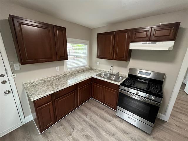 Building Photo - 860 Mimosa Dr