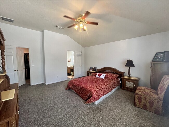 Building Photo - 28723 Sedgefield St