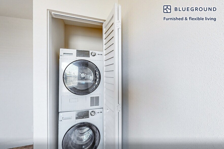 Building Photo - 4006 Emerald St