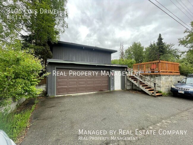 Building Photo - 3406 Lois Dr