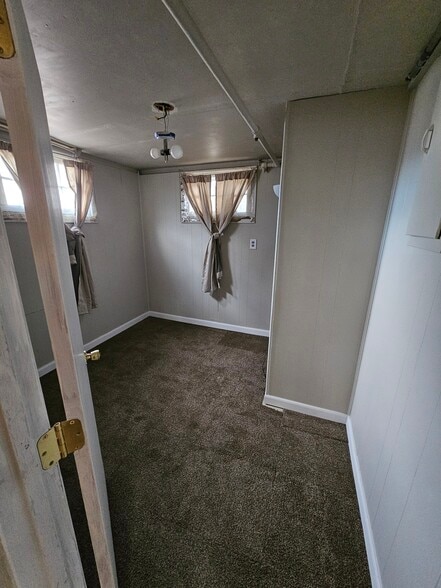 Small bedroom #3 - 715 W 8th St
