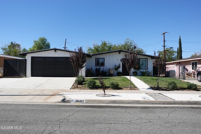 Primary Photo - 38467 36th St E