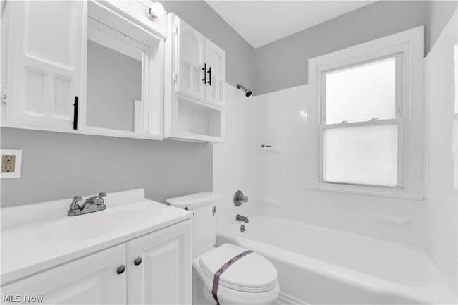 Building Photo - 22501 Arms Ave