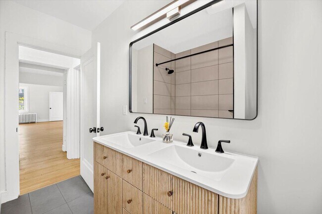 Building Photo - 430 Cinnaminson Ave