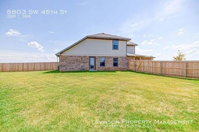 Building Photo - 8803 SW 45th Terrace