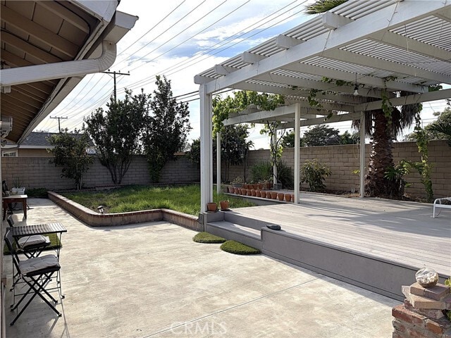 Building Photo - 6131 Glenwood Dr