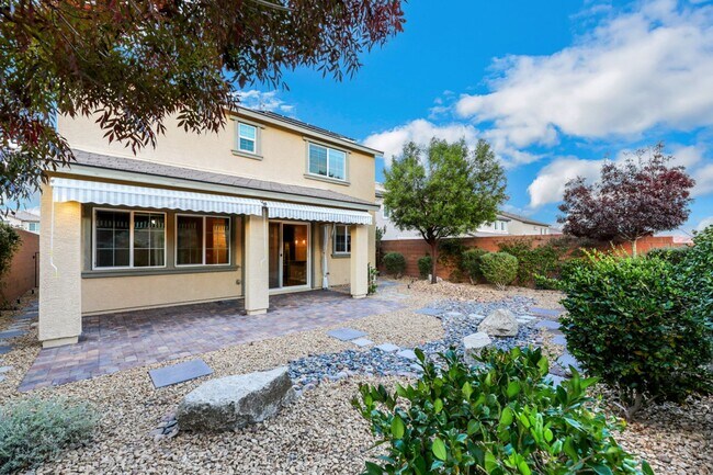 Building Photo - Gorgeous Henderson Home