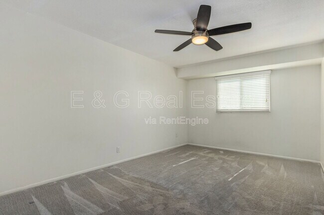 Building Photo - 4508 N 15th Ave