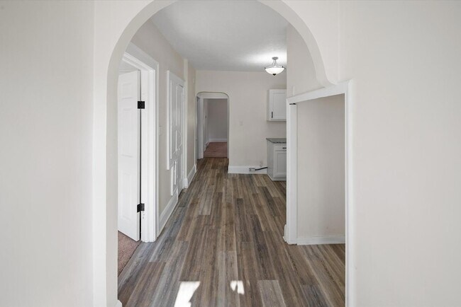 Building Photo - 316 Morrison Dr