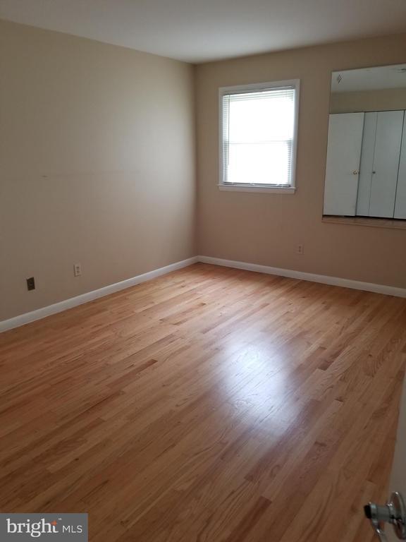 Building Photo - 9210 Maple Rock Dr