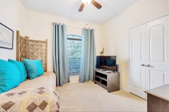 Building Photo - 13405 Clara Martin