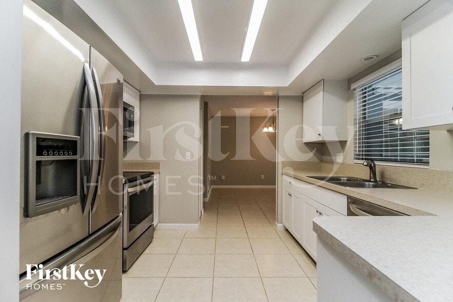 Building Photo - 891 Shenandoah Ave