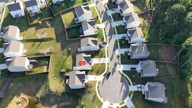 Building Photo - 69 Fonthill Cv