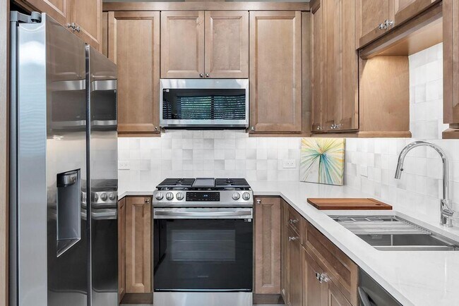 Building Photo - 15 Ocean Breeze