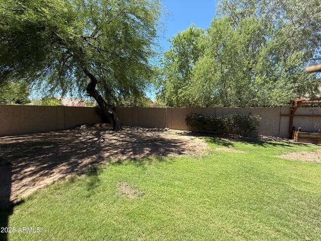 Building Photo - 21570 N 72nd Way