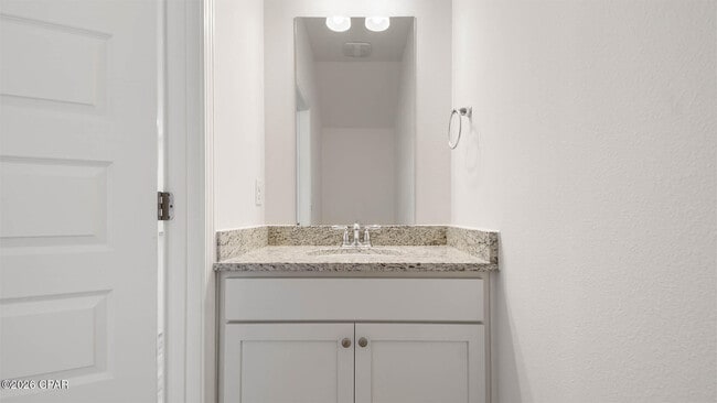 Building Photo - 460 Melrose Wy