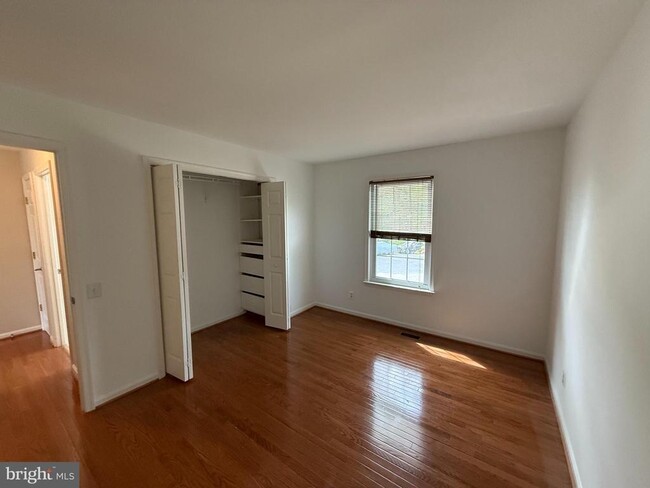 Building Photo - 918 Catoctin Cir NE