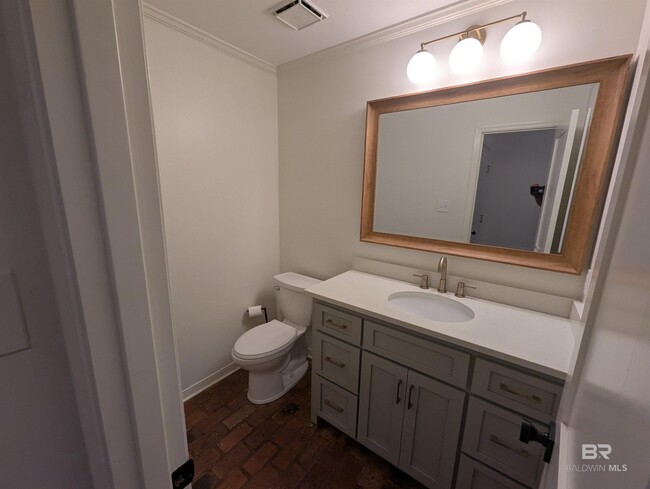 Building Photo - 507 Patlynn Dr