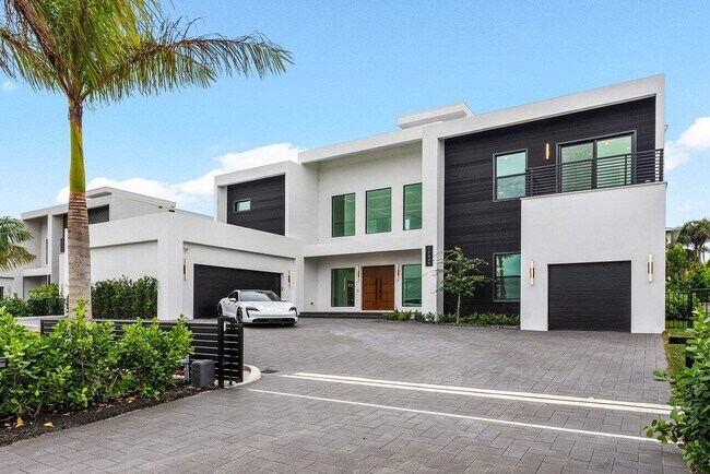 Building Photo - 13440 US-1