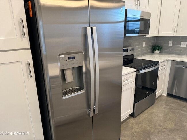 Building Photo - 125 Gadwall Dr