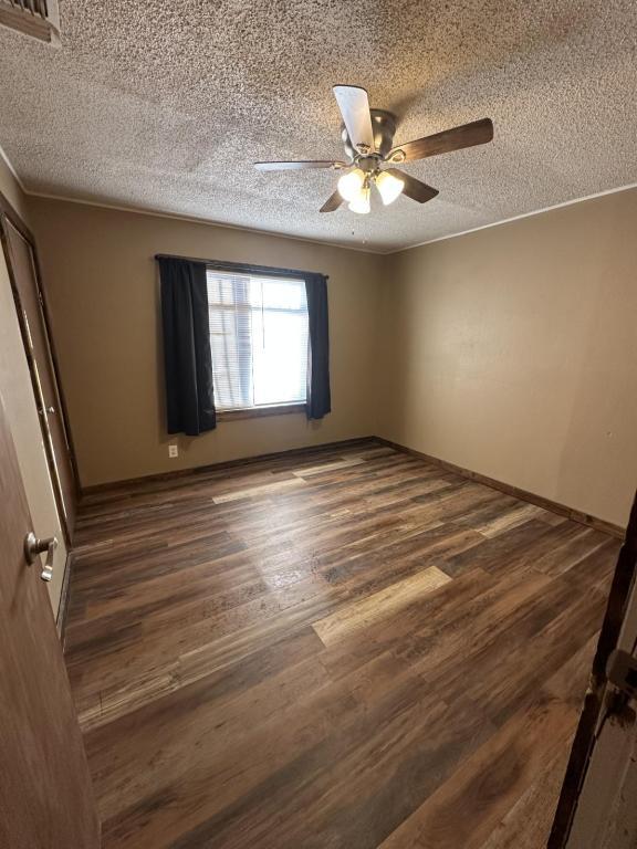 Building Photo - 1203 12th St