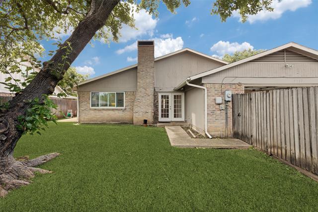 Building Photo - 2117 Oak Brook Dr
