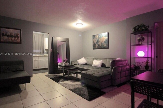 Building Photo - 2120 NE 168th St