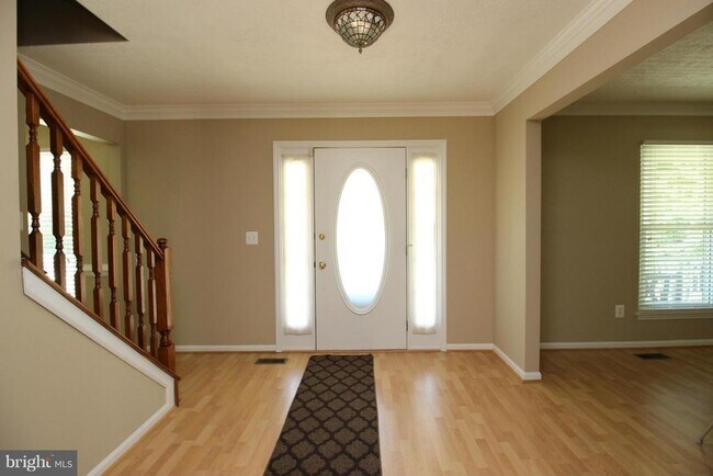Building Photo - 66 Larkwood Ct