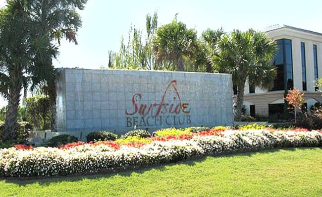 Building Photo - 4 bedroom, 3 bath home in Surfside Beach Club