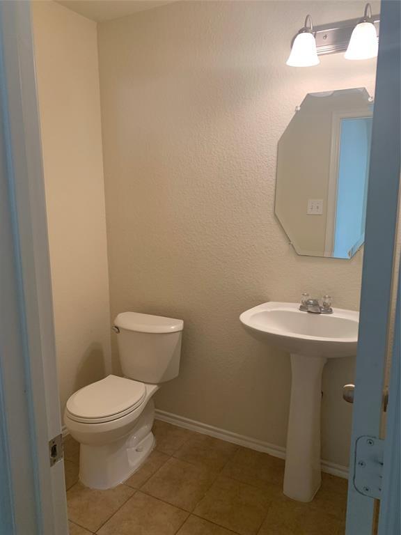 Building Photo - 446 Oak Chase Dr
