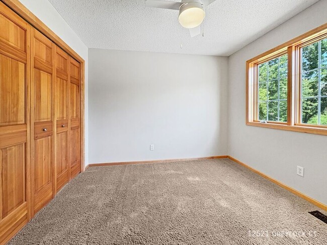 Building Photo - 12521 Greylock Ct