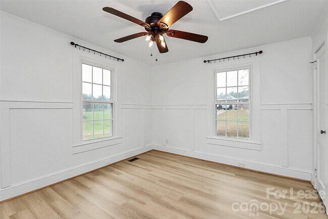 Building Photo - 170 Shuping Mill Rd