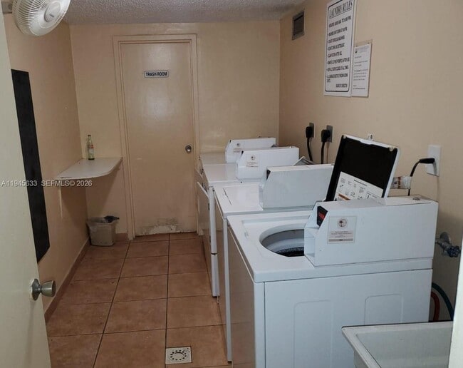 Building Photo - 200 177th Dr