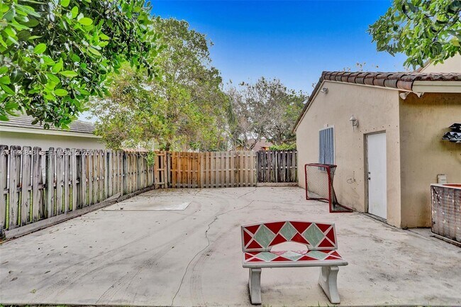 Building Photo - 1451 SW 52nd Way