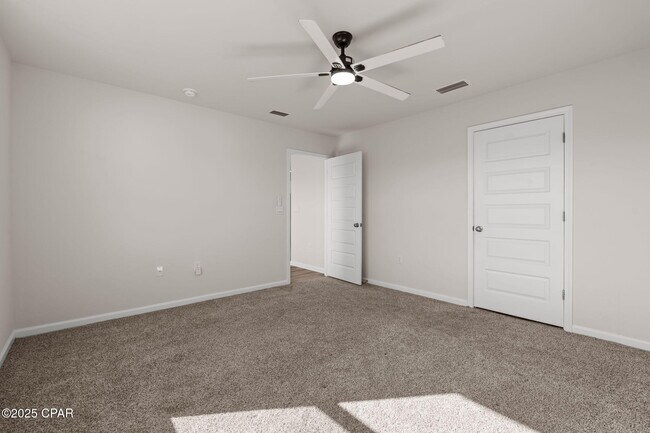 Building Photo - 5132 Rivergrass Dr