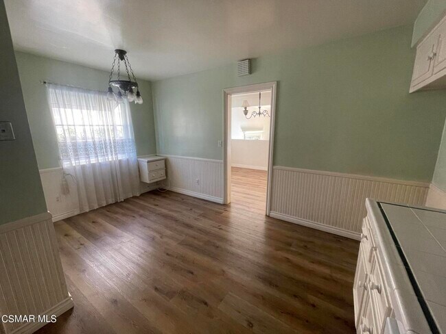 Building Photo - 9218 Gerald Ave