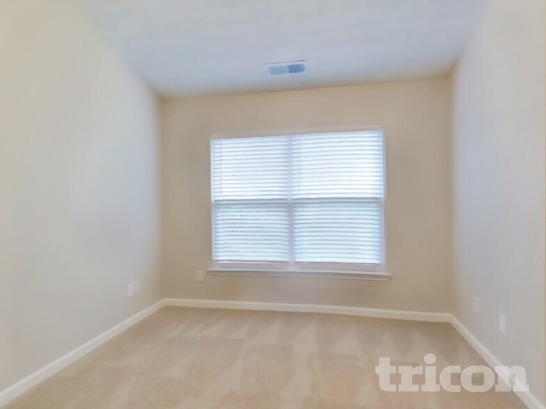 Building Photo - 5534 Somervale Ct