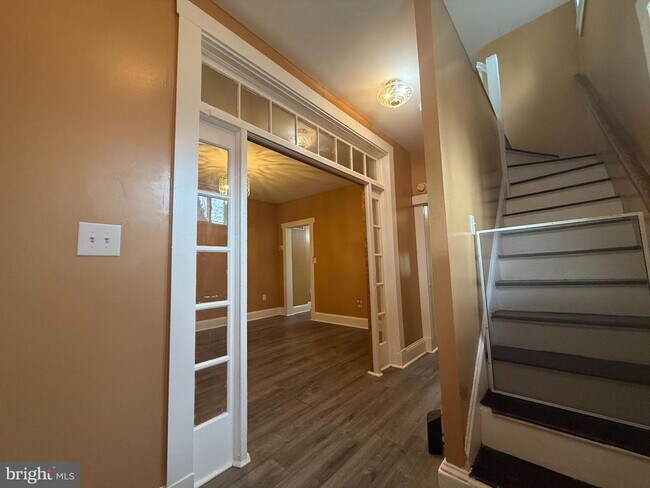 Building Photo - 720 Springfield Ave