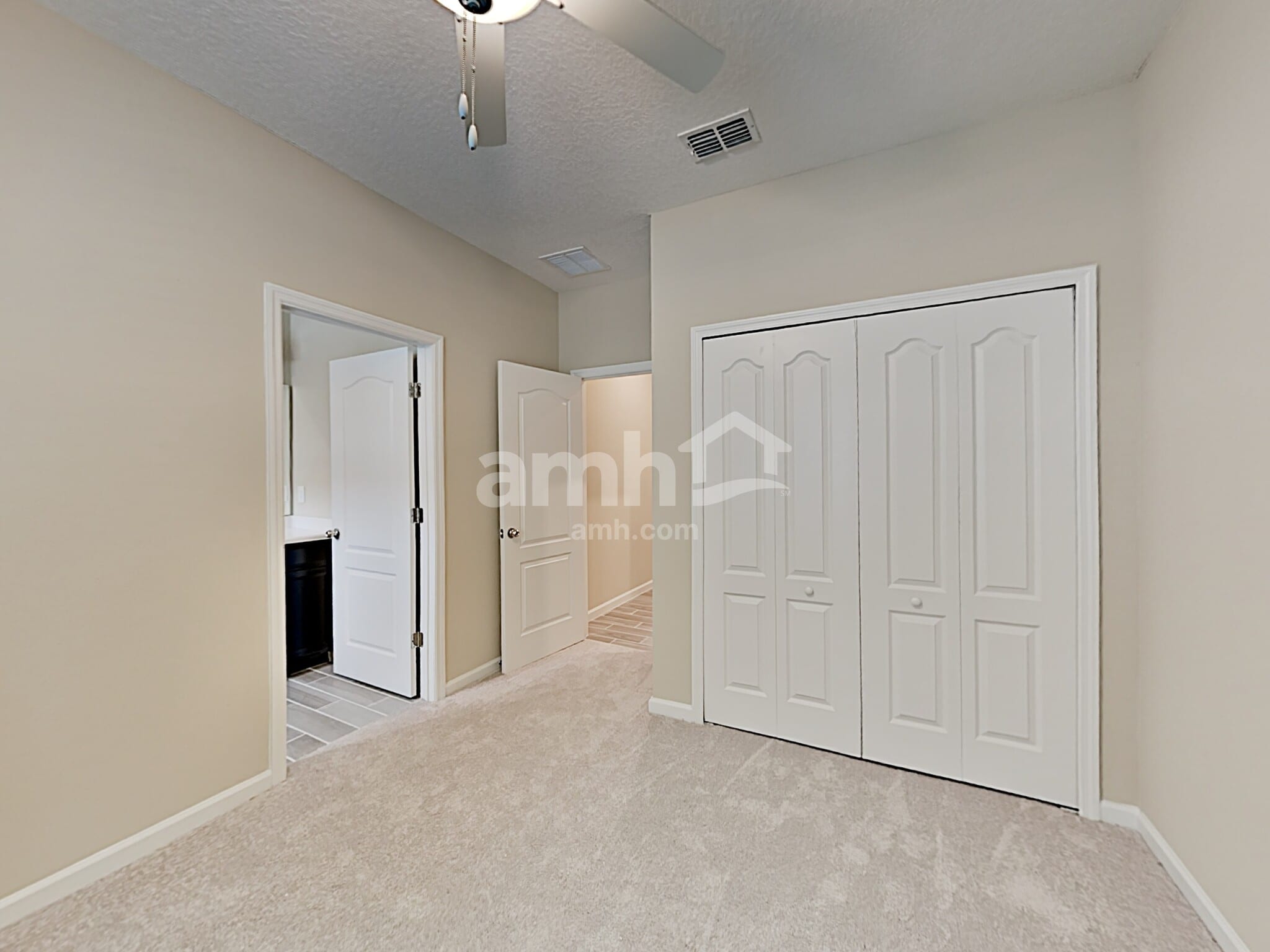 Building Photo - 450 Stone Arbor Ln