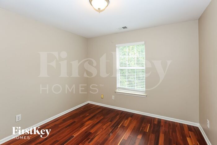 Building Photo - 2577 Governors Pointe Ct NE
