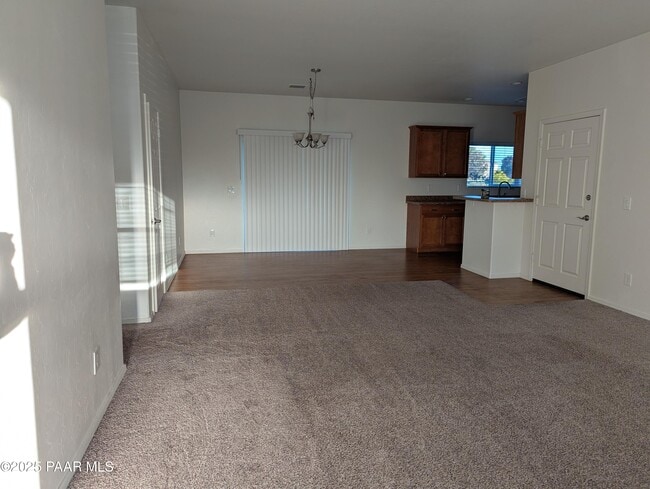 Building Photo - 8980 E Navajo Ct