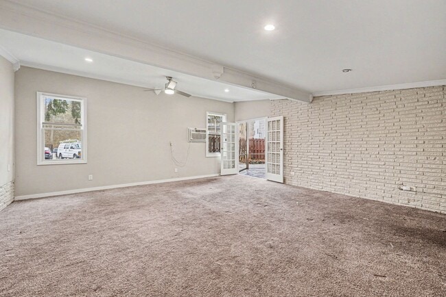 Building Photo - 3501 Section Rd