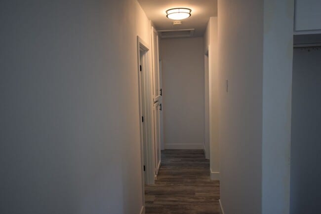 Building Photo - 15950 Hart St