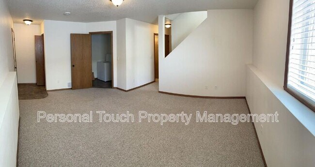Building Photo - 2580 5th St W