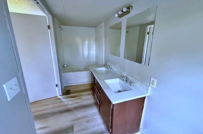 Building Photo - 19115 Jaden McCade Ct