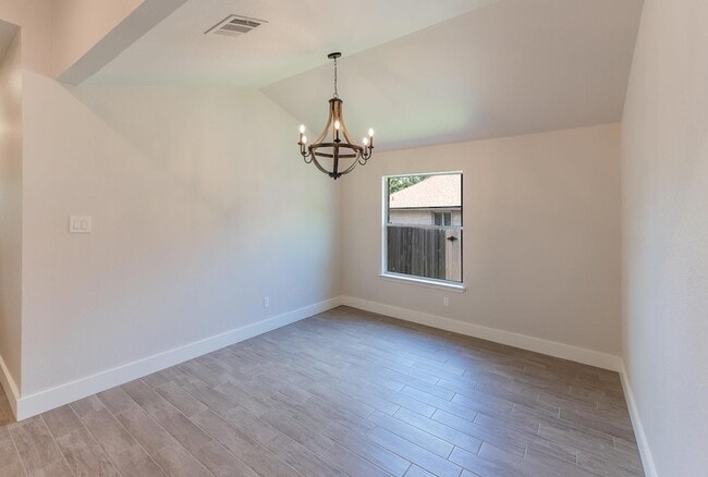 Building Photo - 3213 Canyon Ledge Cove