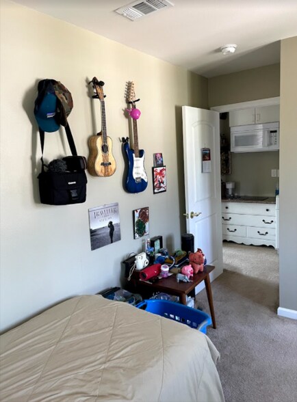 Building Photo - 7187 Santa Lucia Cir